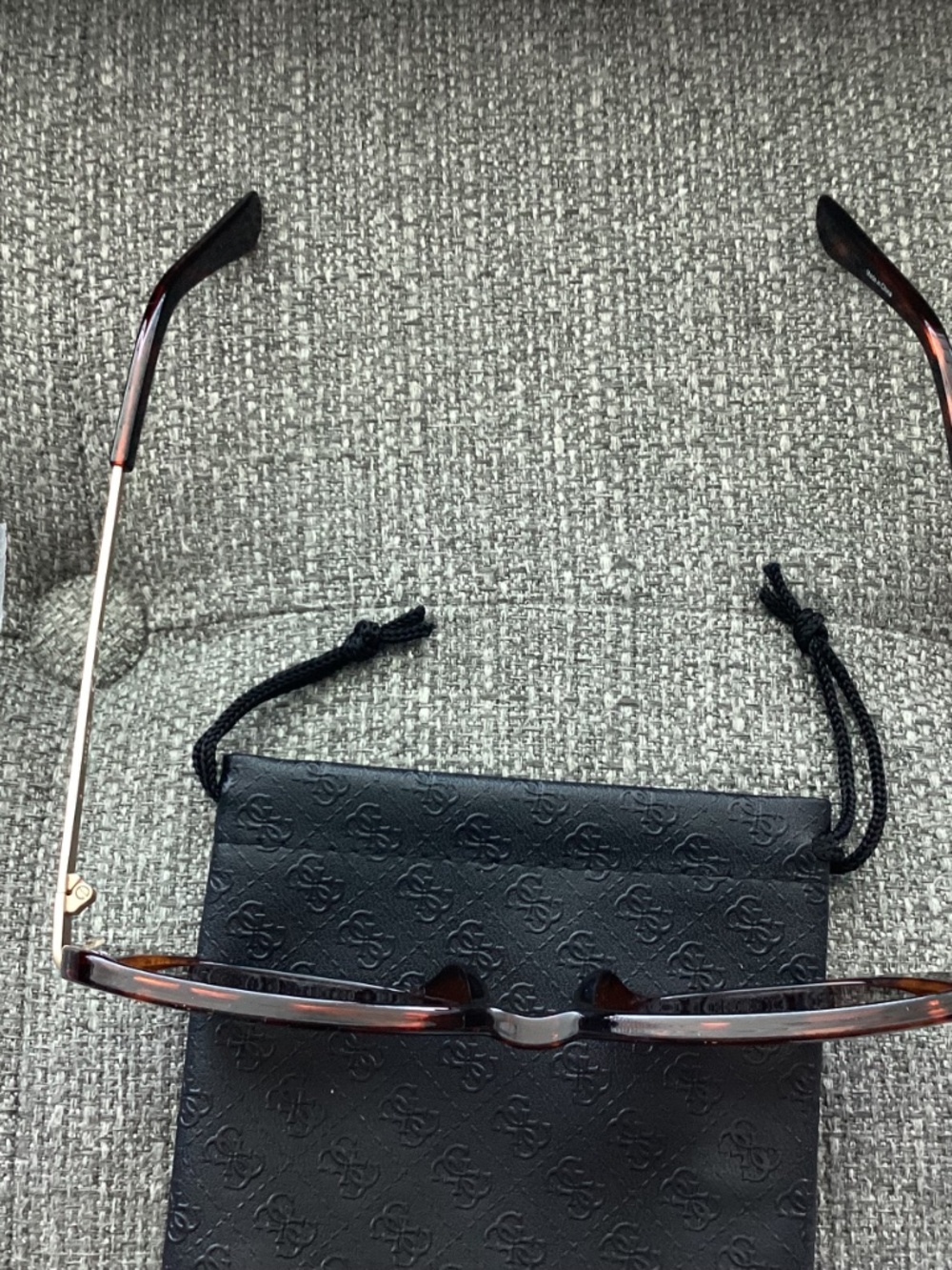 GUESS 55mm Oval Sunglasses - Picture 4 of 8